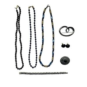 Vintage Costume Jewelry Monet Necklaces Pins Earrings Bracelet Lot